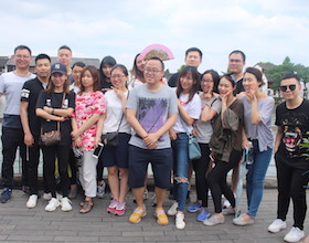 参加拓展训练的如何着装